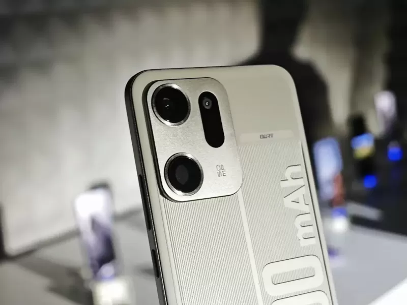 Прототип realme: батарея на 10 000 мАч и мини-плата в корпусе весом чуть больше 200 г