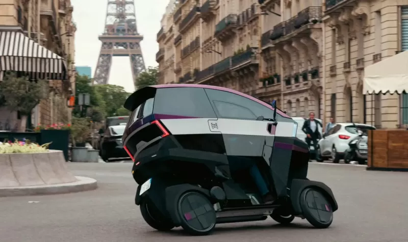 Гибрид мотоцикла и электрокара- AEMotion