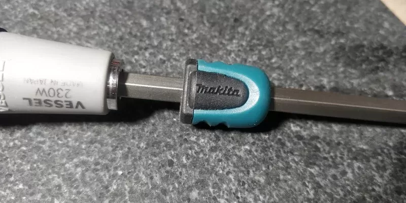 Магнитный фиксатор Makita