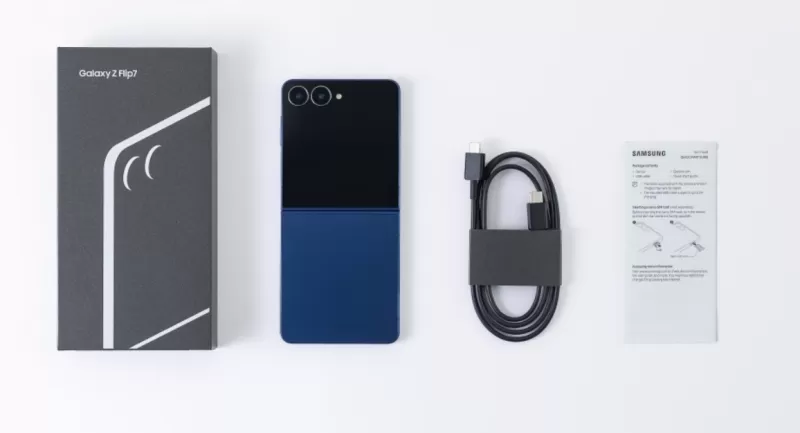 Обзор Galaxy Z Flip7: дизайн, характеристики и комплектация нового флагмана