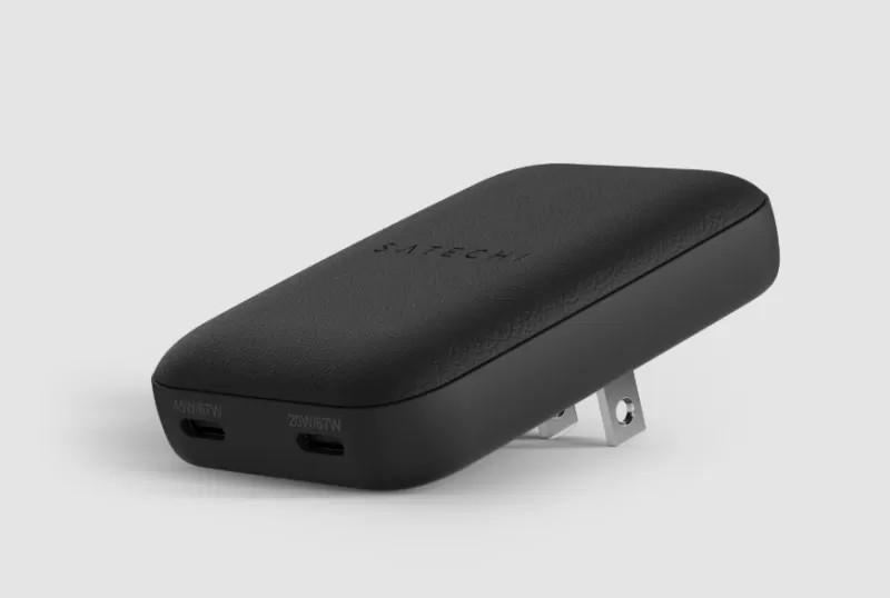 Ультракомпактное зарядное устройство Satechi OntheGo Slim с двумя портами USB-C и быстрой зарядкой 67 Вт