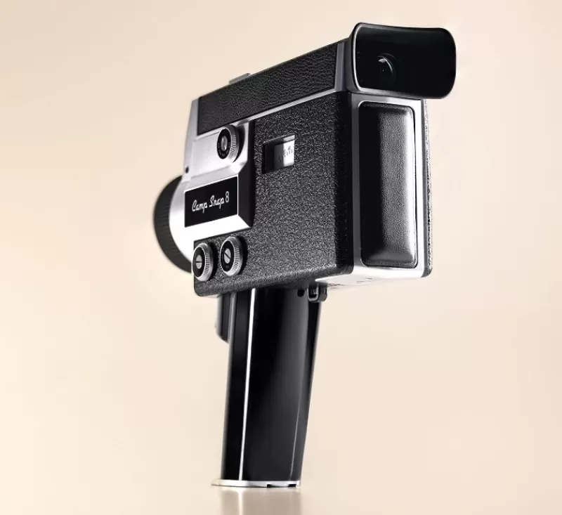 Camp Snap CS-8: цифровая камера с ретро-дизайном и аналоговыми индикаторами за $149