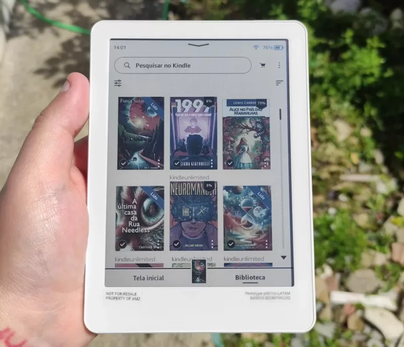 Kindle Petit Color — бюджетная электронная книга от Amazon с цветным насыщенным экраном