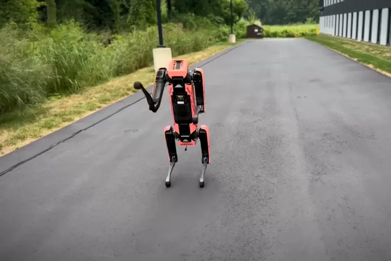 Робопёс Spot от Boston Dynamics