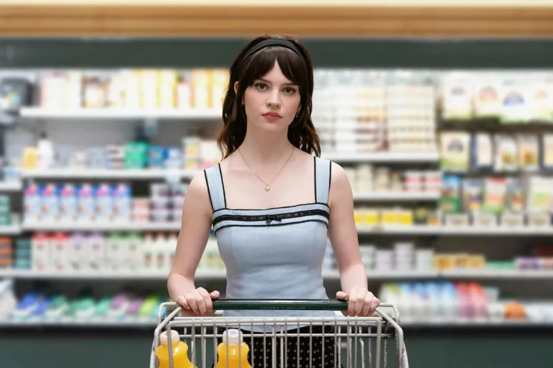 Кадр из фильма "Компаньон (2025)"