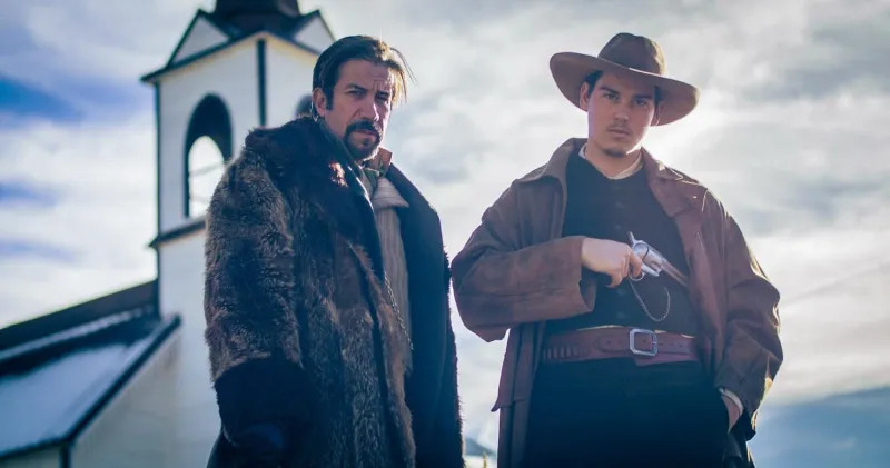 Кадр из фильма «Нечестивая троица»