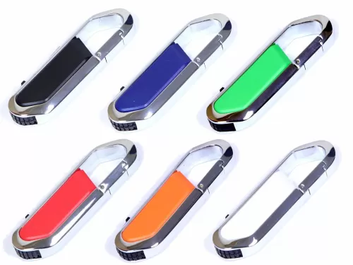 8) USB-флешка-брелок: память, которая всегда с вами