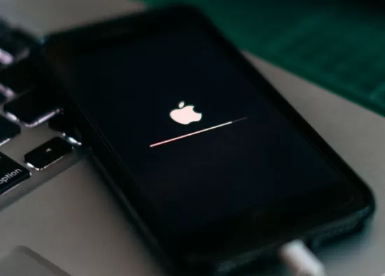 Обновление iOS 17.5.1: Apple объяснила ошибку с воскресшими фотографиями