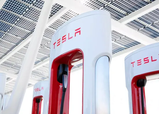 Tesla приостанавливает расширение Supercharger network