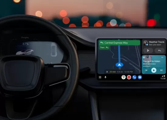 Новые возможности Android Auto: Обновленный Google Assistant, интеграция с Samsung и ИИ для безопасного вождения