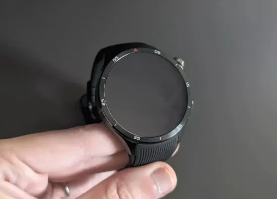 4 слабых места Wear OS, из-за которых часы уступают Huawei и Xiaomi