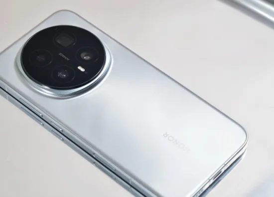 Honor готовит Magic 8 Ultra: 120-Вт зарядка, спутниковая связь и новый ультрабольшой сенсор