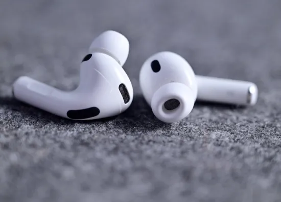 Наушники AirPods Pro 2, AirPods Pro 3 и AirPods 4 получили обновление прошивки