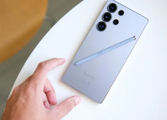 Обзор Samsung Galaxy S26 Ultra в реальном использовании: как работает флагман на One UI 8.5, производительность и спорные решения