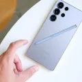 Обзор Samsung Galaxy S26 Ultra в реальном использовании: как работает флагман на One UI 8.5, производительность и спорные решения